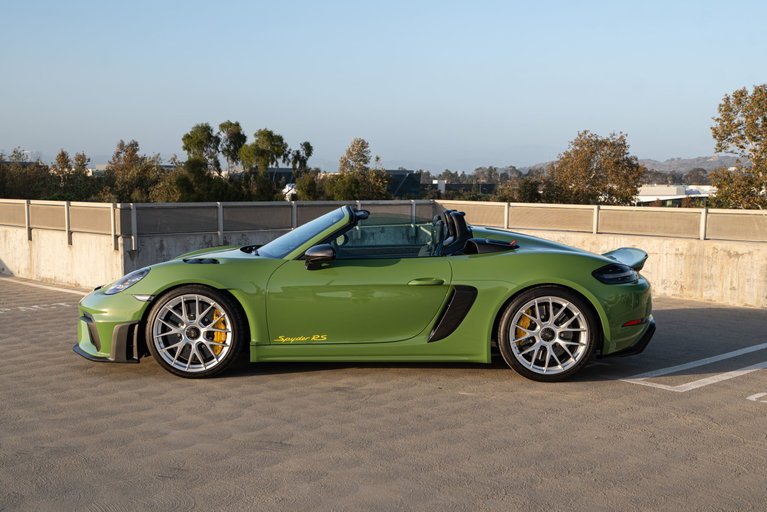 Porsche 718 Spyder RS