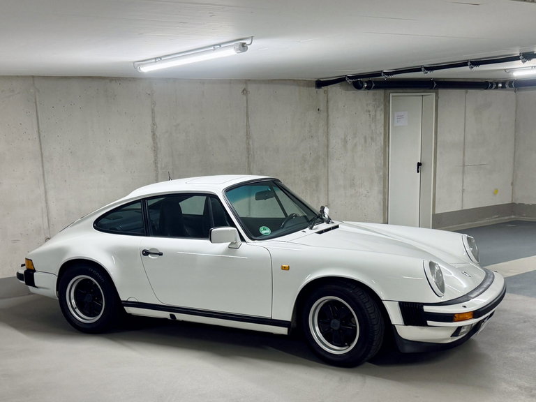 Porsche 911 Carrera 3.2