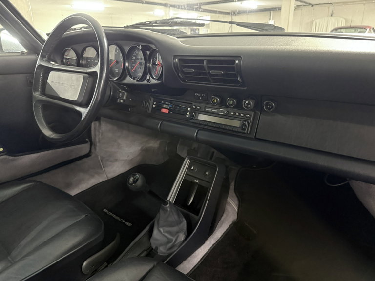 Porsche 911 Carrera 3.2