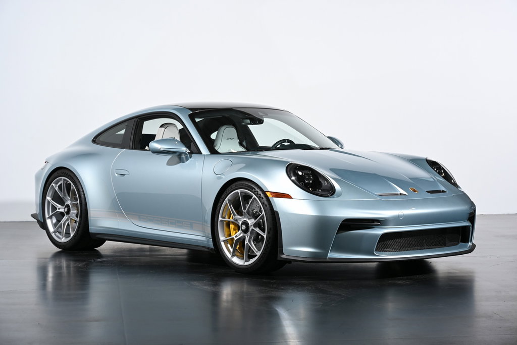 Porsche 992 GT3 Touring