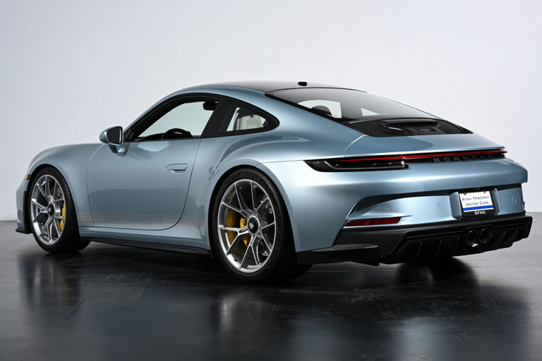Porsche 992 GT3 Touring