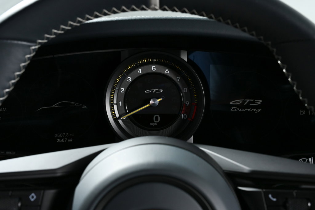 Porsche 992 GT3 Touring