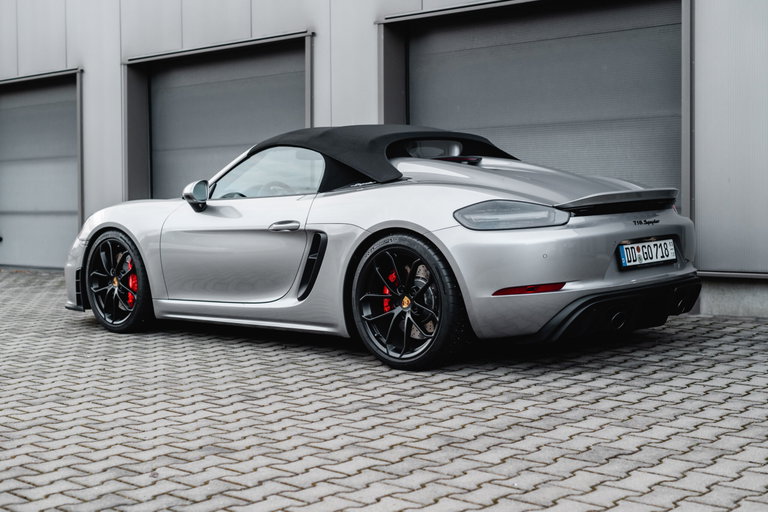 Porsche 718 Spyder