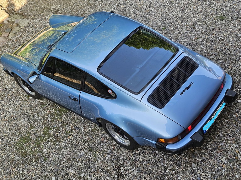 Porsche 911 Carrera 3.0