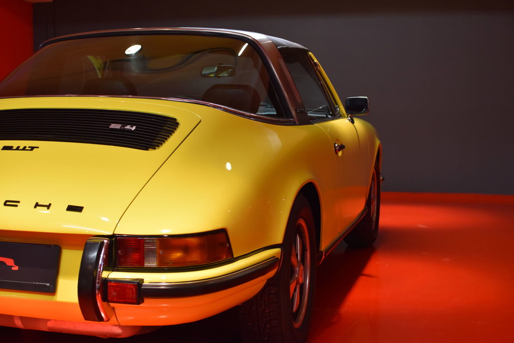 Porsche 911 T