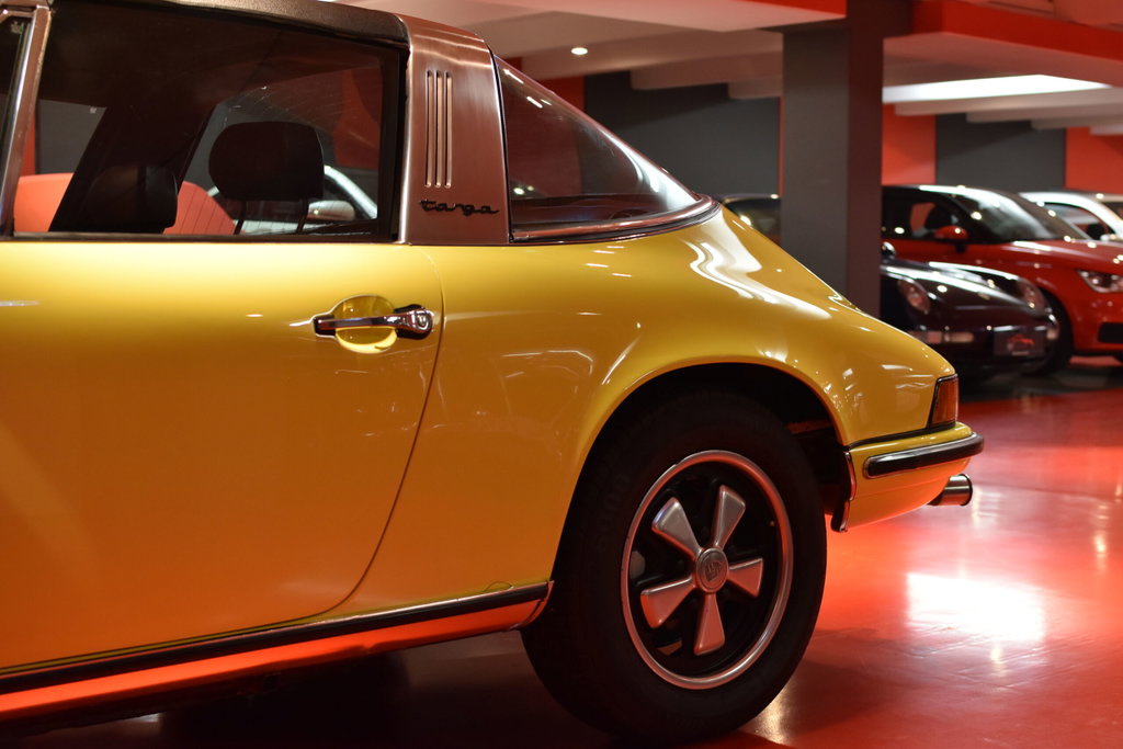 Porsche 911 T