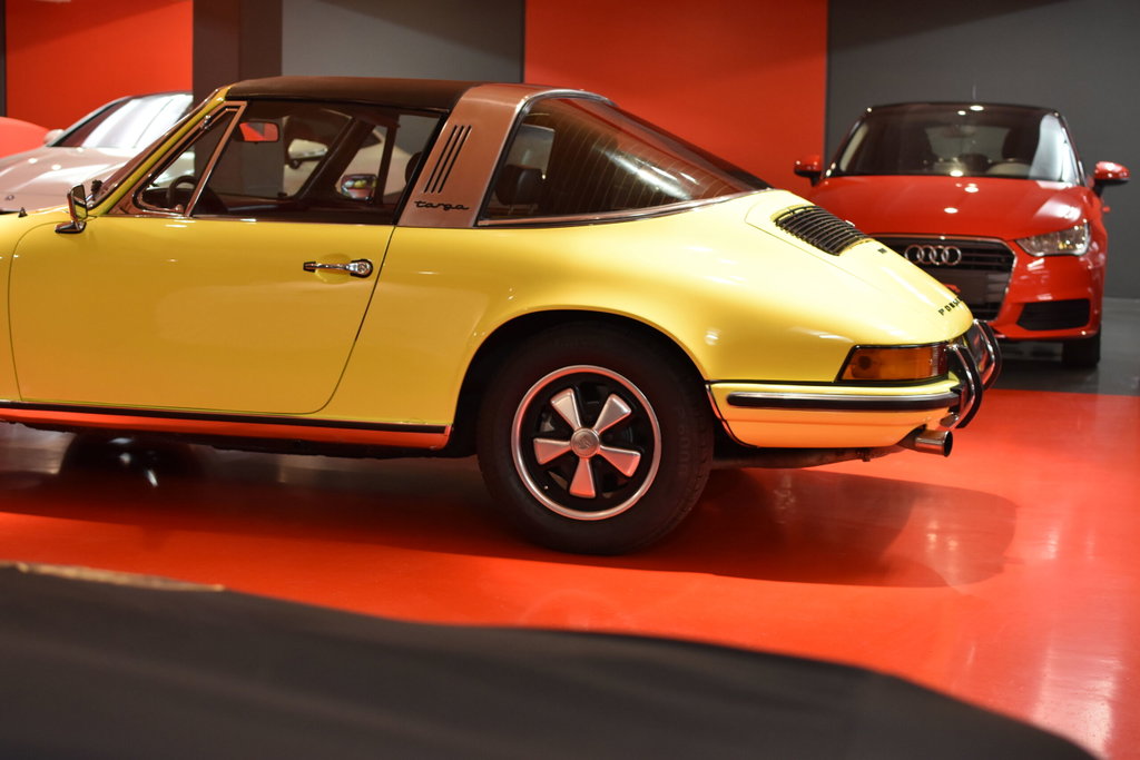 Porsche 911 T