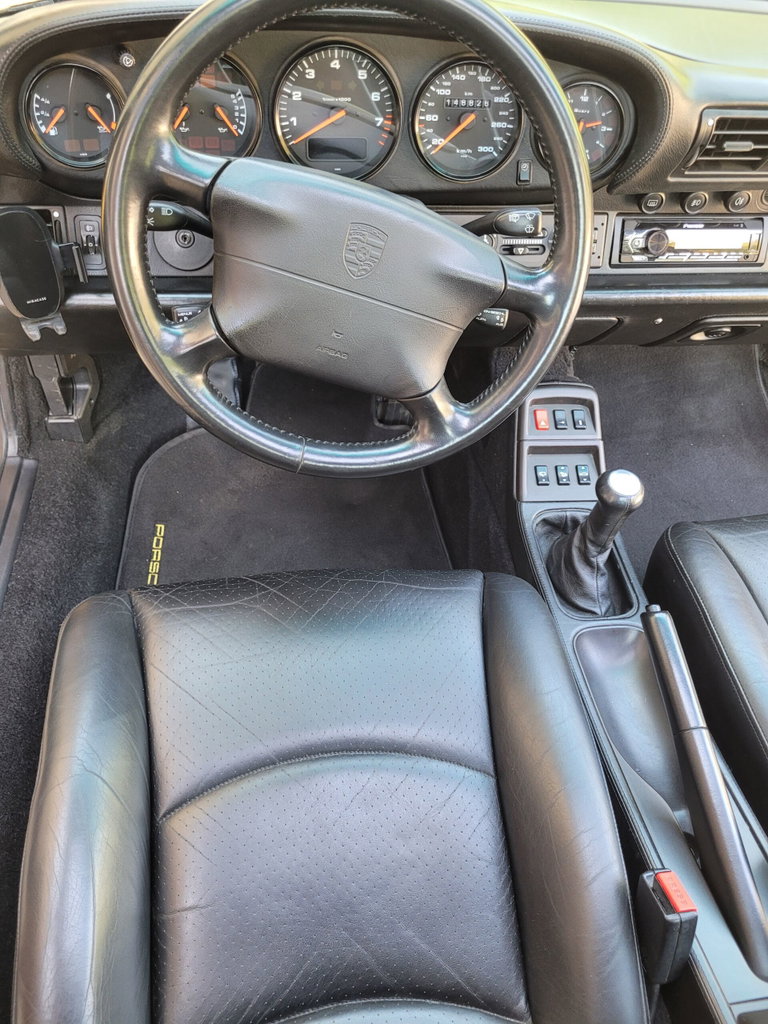 Porsche 993 Carrera 4