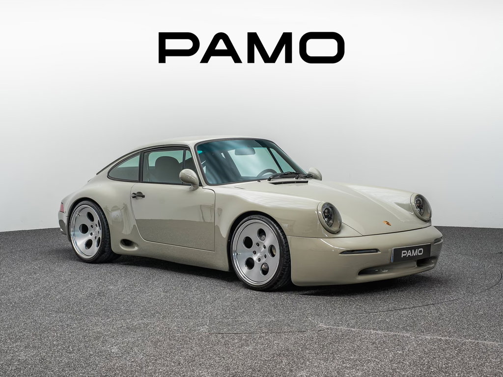 Porsche 911 STROSEK Mega 30