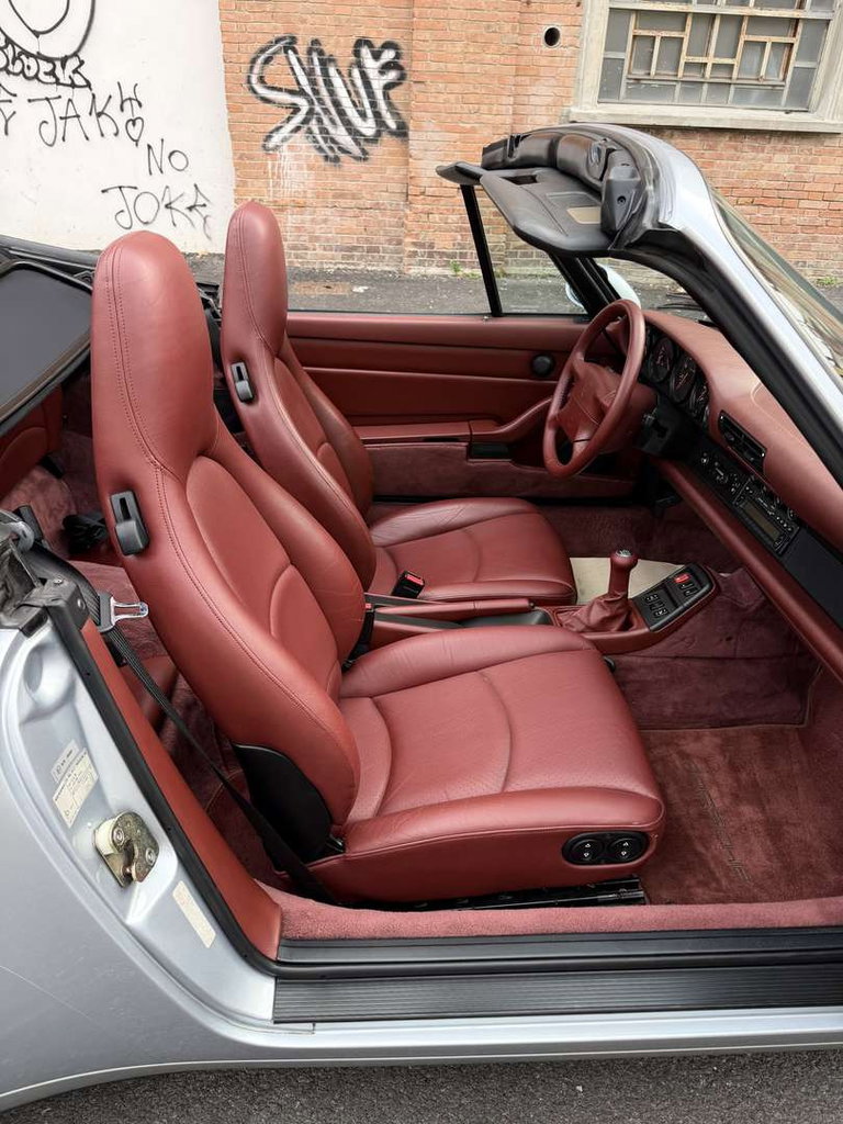 Porsche 993 Carrera 4