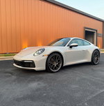 Porsche 992 Carrera