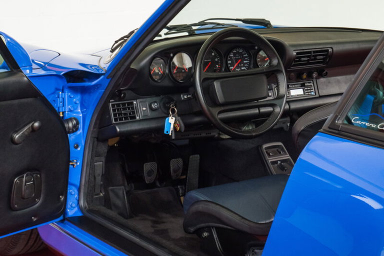 Porsche 964 Carrera RS