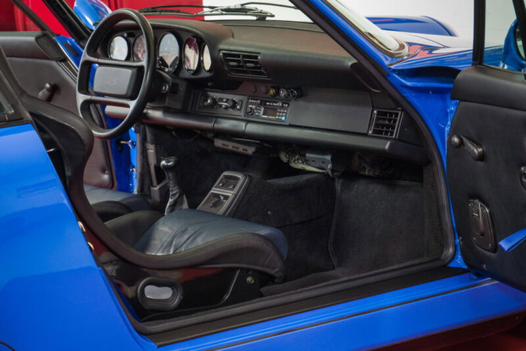 Porsche 964 Carrera RS