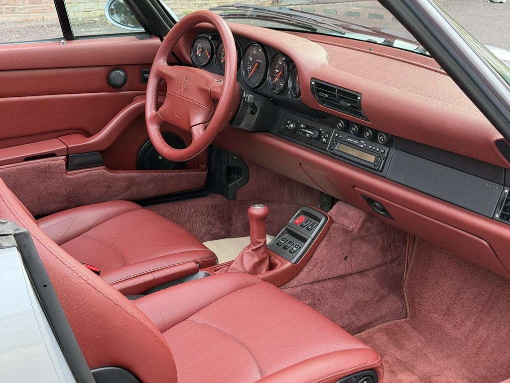 Porsche 993 Carrera 4