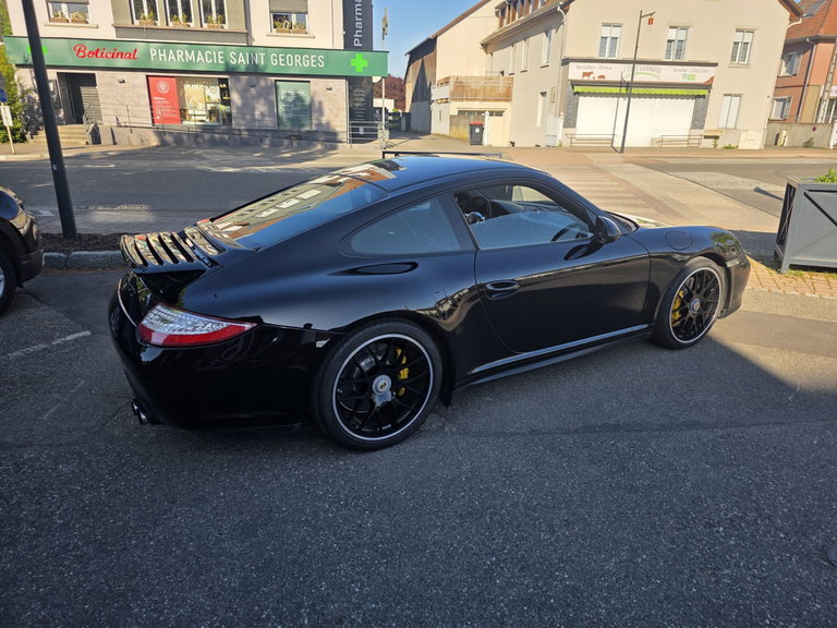 Porsche 997.2 Carrera GTS