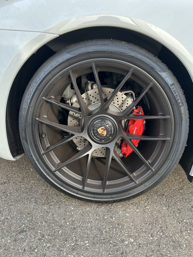Porsche 991.2 Carrera 4 GTS