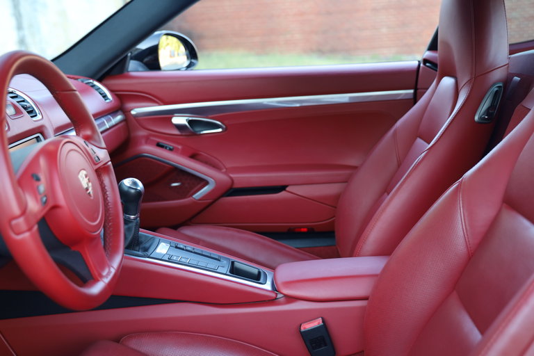 Porsche 981 Cayman S