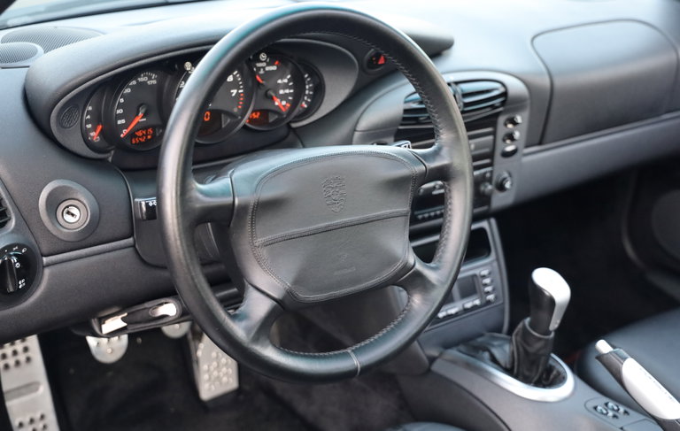 Porsche 996 Carrera