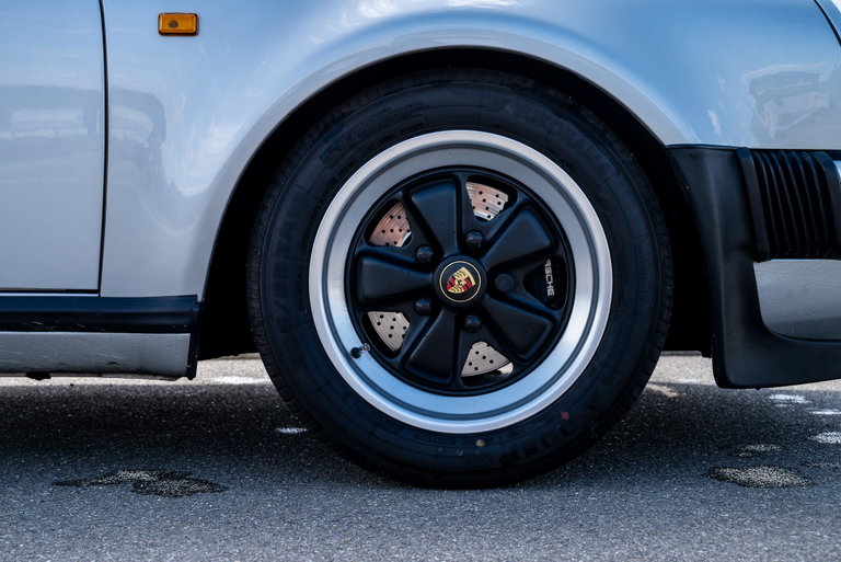 Porsche 911 Turbo 3.3