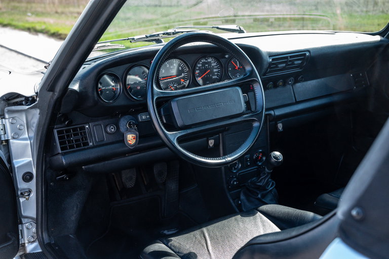 Porsche 911 Turbo 3.3