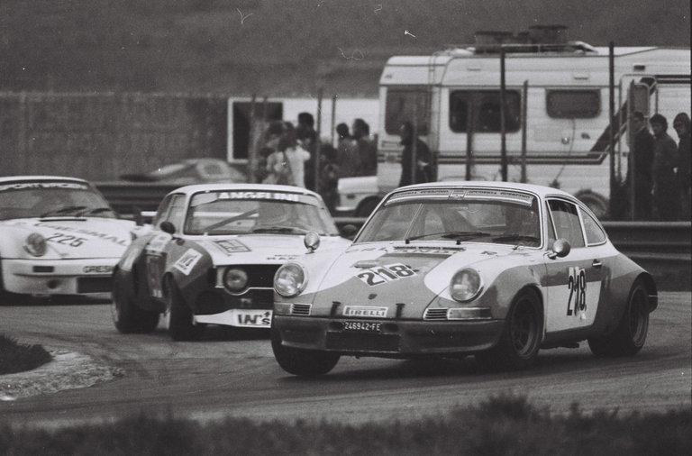 Porsche 911 ST