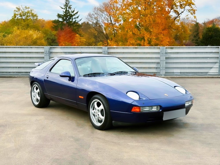 Porsche 928 GTS