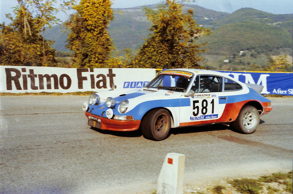 Porsche 911 ST