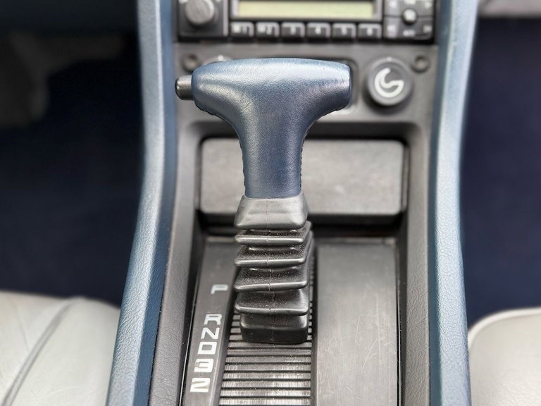 Porsche 928 GTS