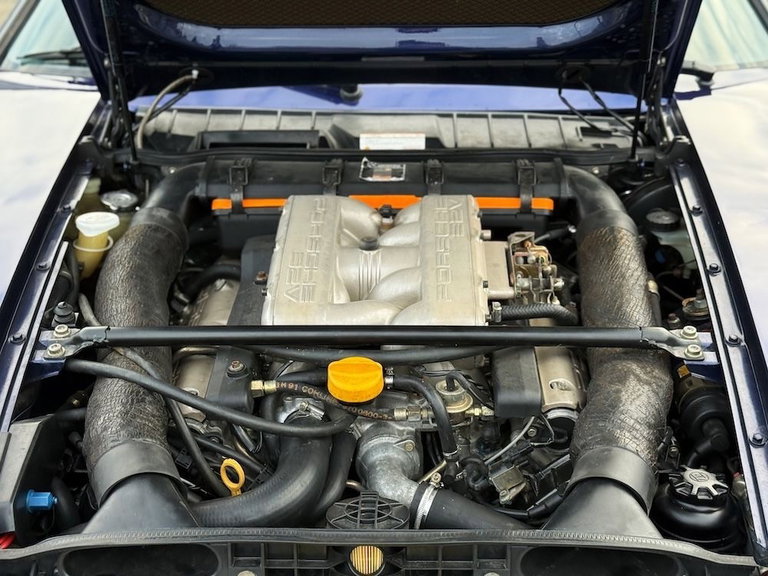 Porsche 928 GTS