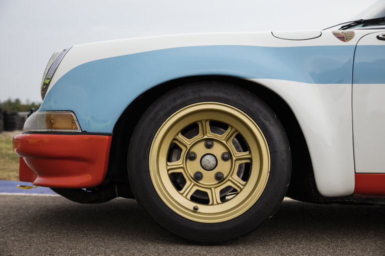 Porsche 911 ST