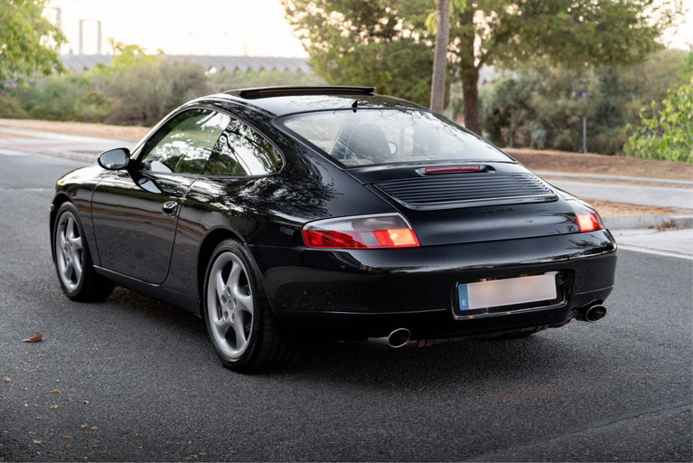 Porsche 996 Carrera