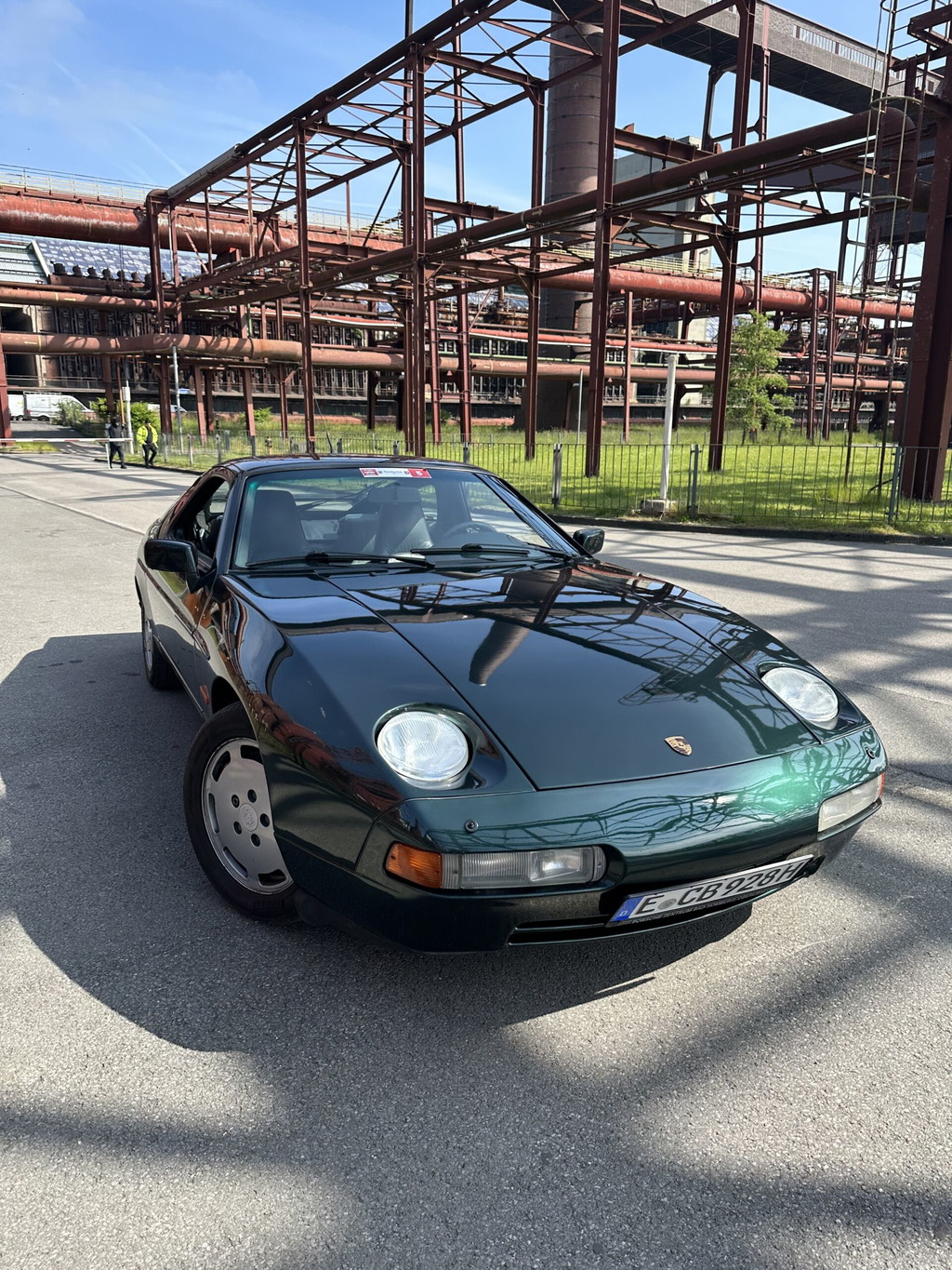 Porsche 928 S4