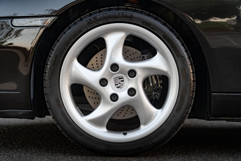Porsche 996 Carrera