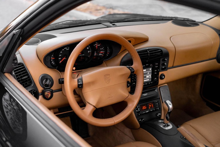 Porsche 996 Carrera