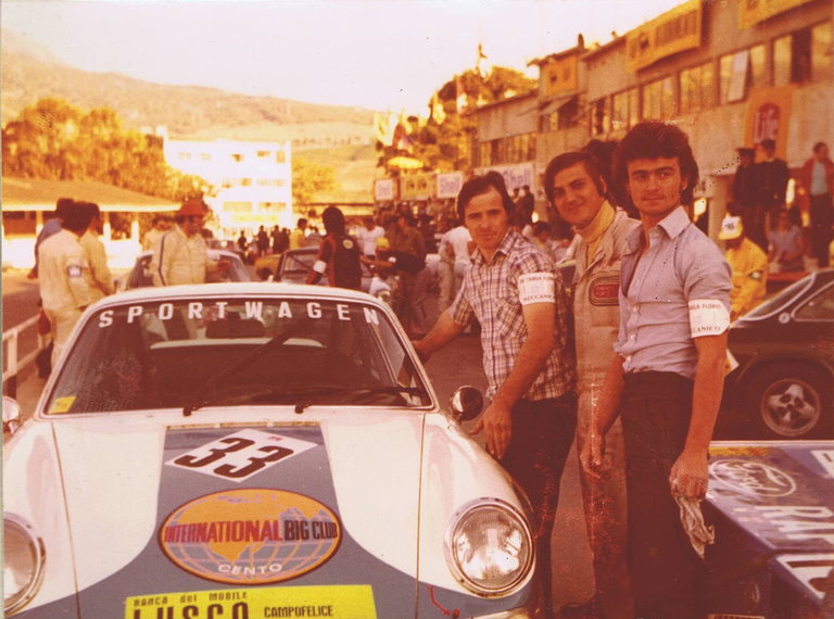 Porsche 911 ST