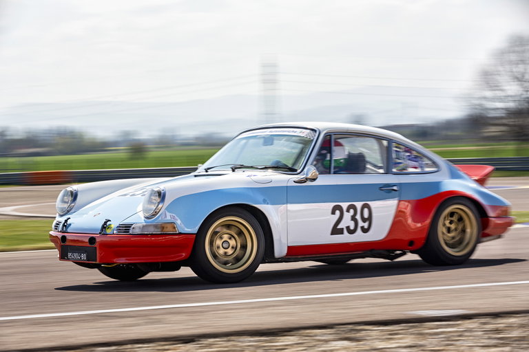 Porsche 911 ST