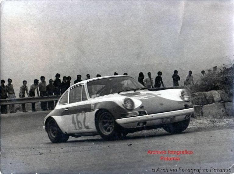 Porsche 911 ST