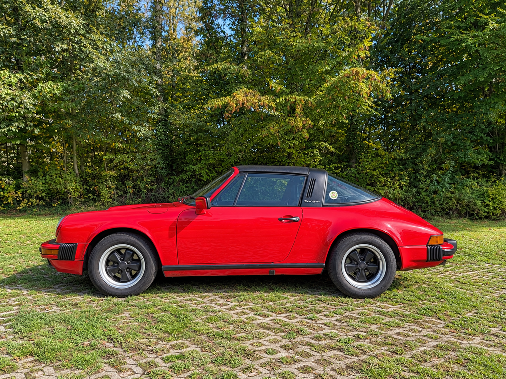 Porsche 911 Carrera 3.2