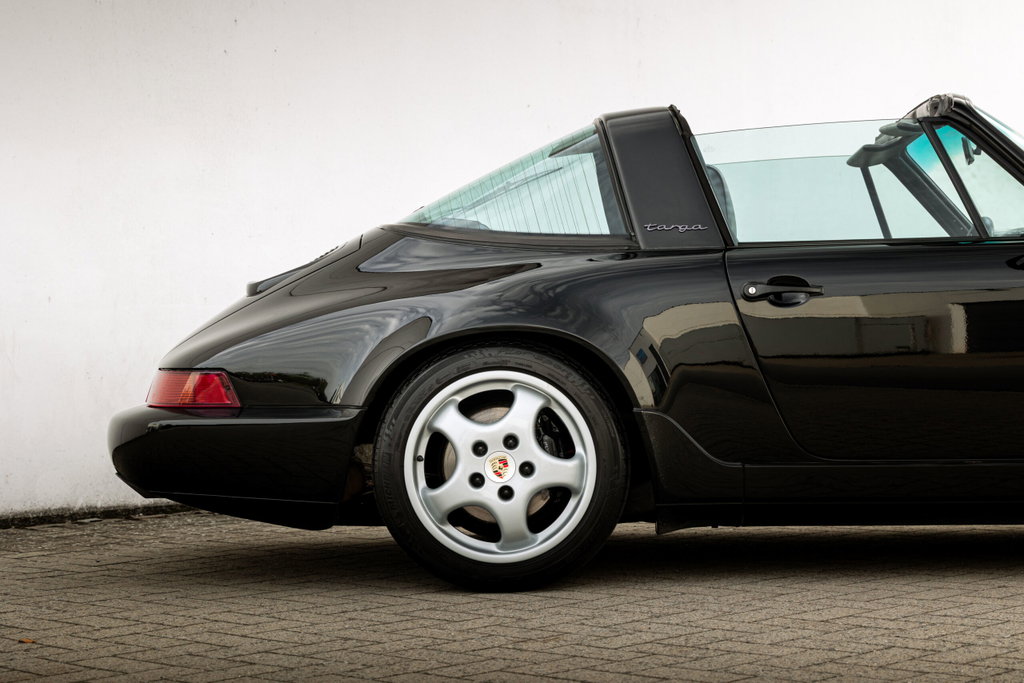 Porsche 964 Carrera 4