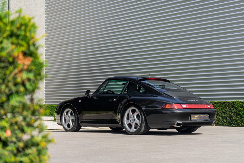 Porsche 993 Carrera 4S