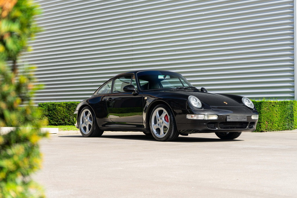 Porsche 993 Carrera 4S