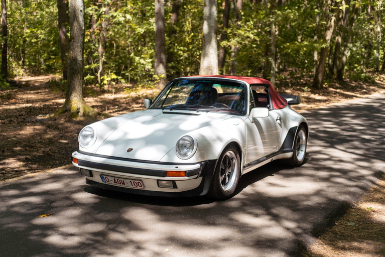 Porsche 911 Turbo 3.3 (US)