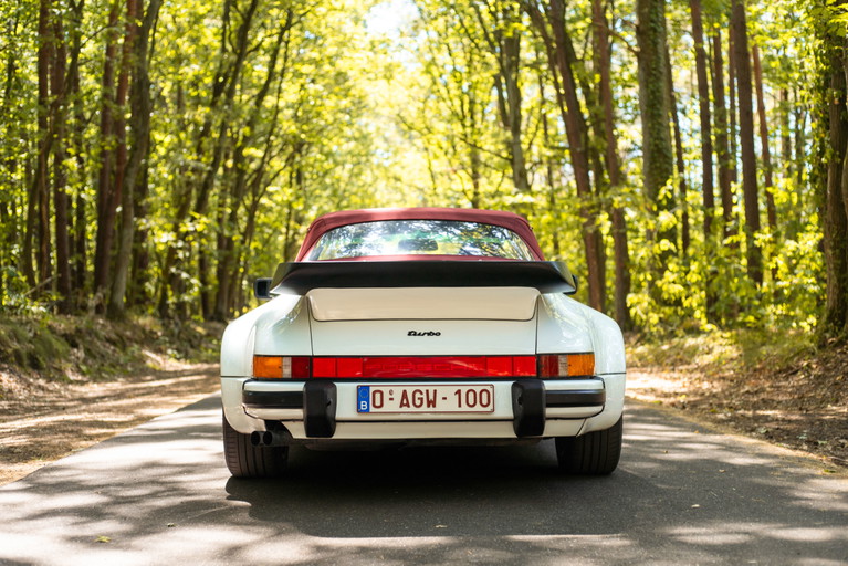 Porsche 911 Turbo 3.3 (US)