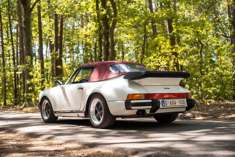 Porsche 911 Turbo 3.3 (US)