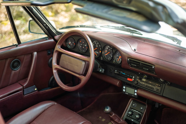 Porsche 911 Turbo 3.3 (US)