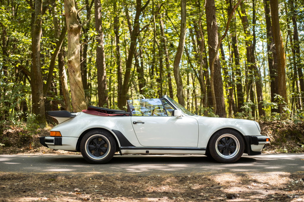 Porsche 911 Turbo 3.3 (US)
