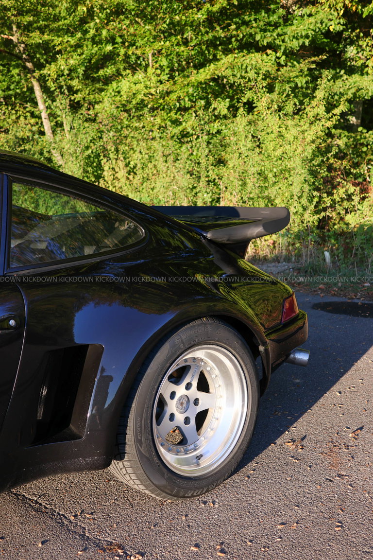 Porsche 911 Modified