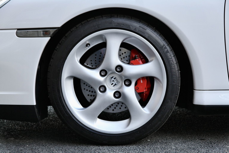 Porsche 996.2 Carrera 4S