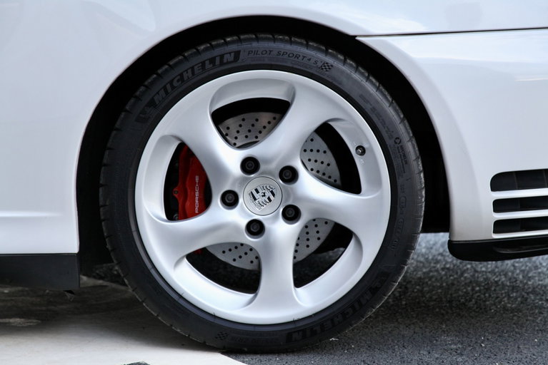 Porsche 996.2 Carrera 4S