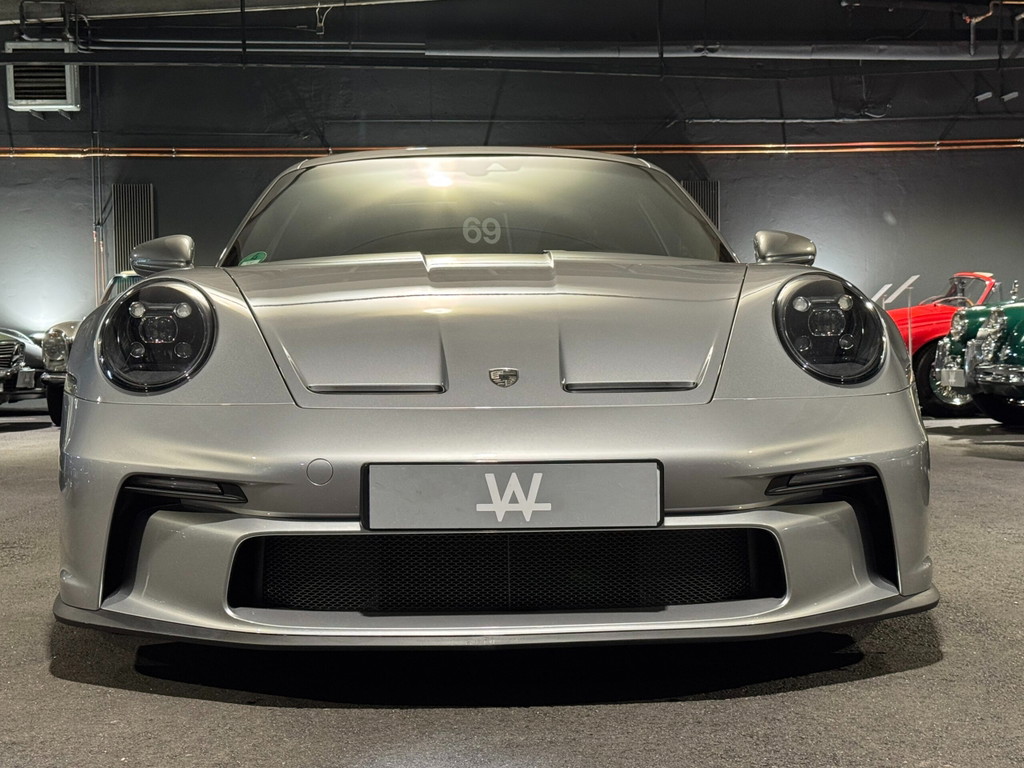 Porsche 992 GT3 Touring